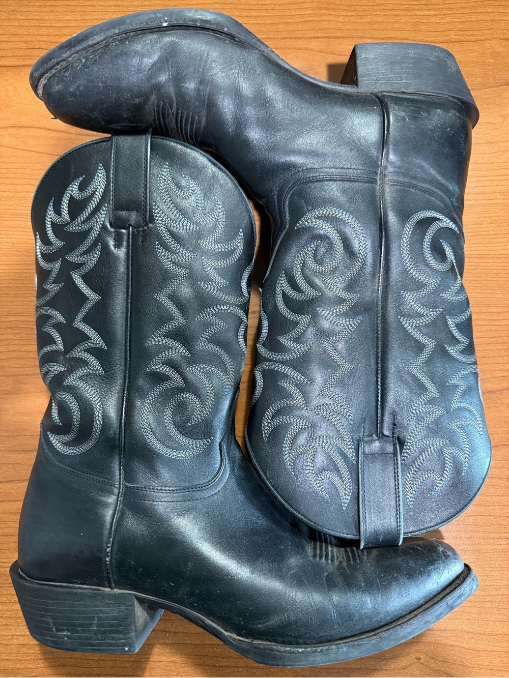 Men's Black Western Embroidered Leather Cowboy Boots